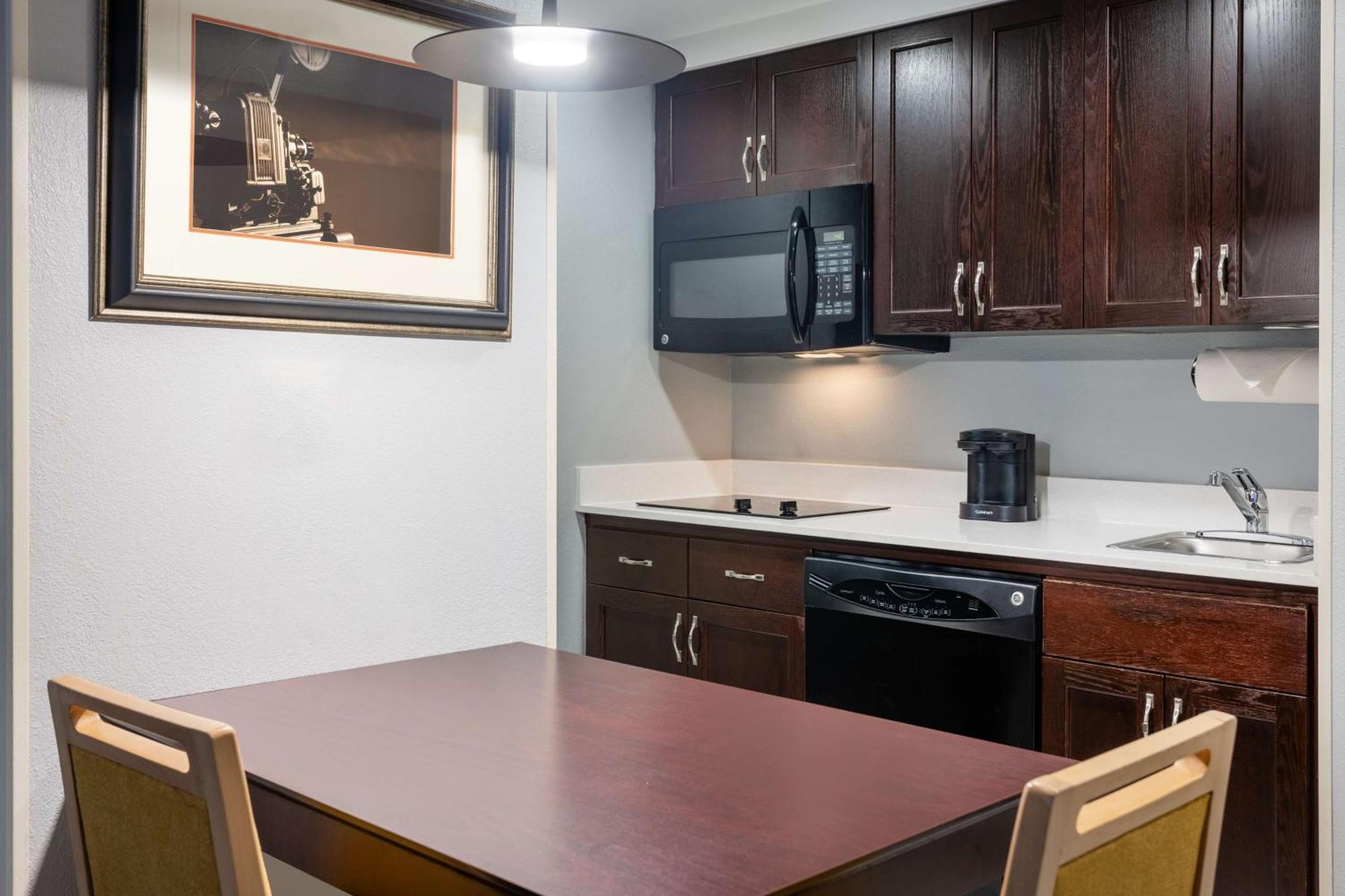 Homewood Suites By Hilton Rochester/Greece, Ny Εξωτερικό φωτογραφία