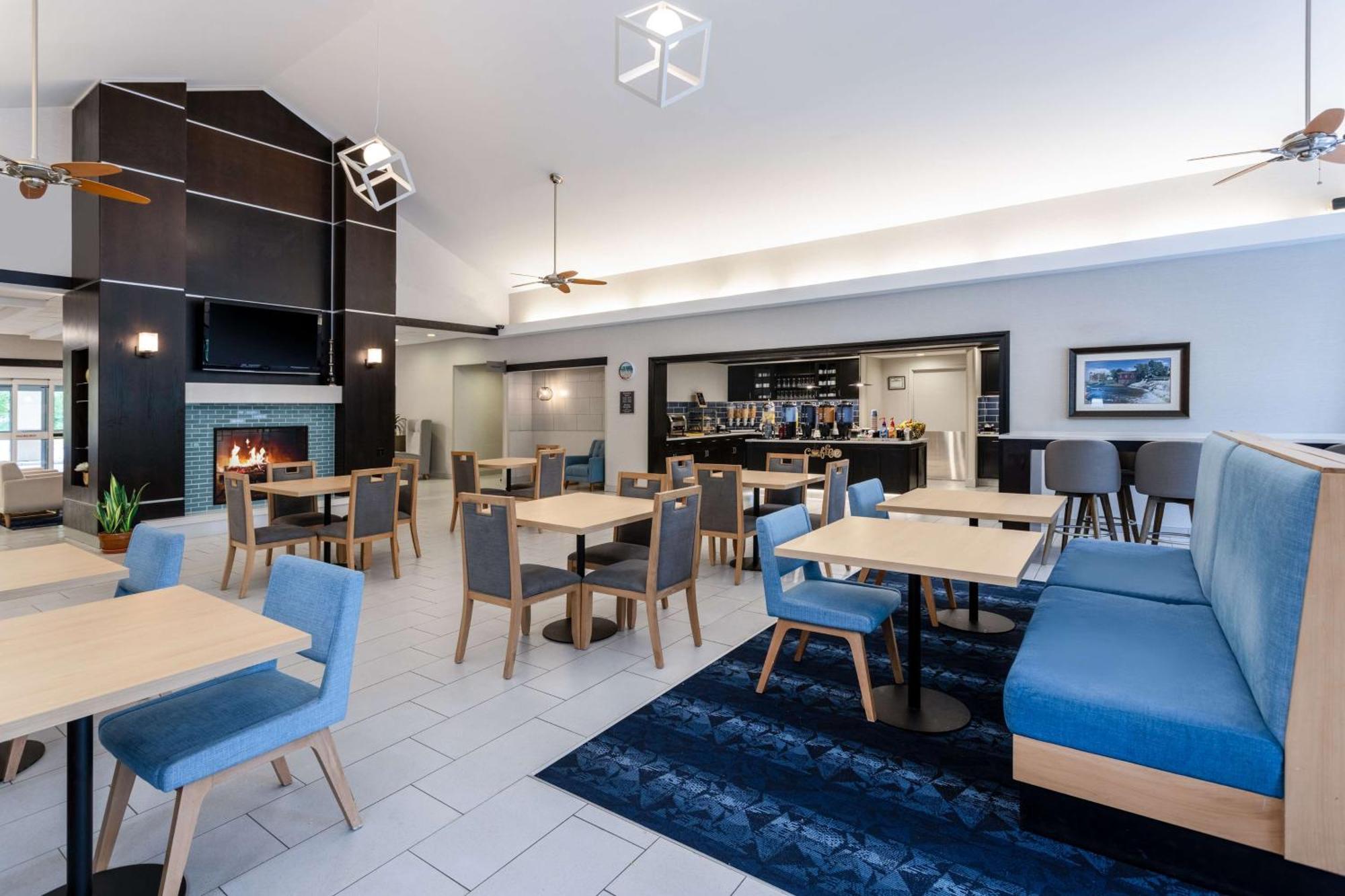 Homewood Suites By Hilton Rochester/Greece, Ny Εξωτερικό φωτογραφία